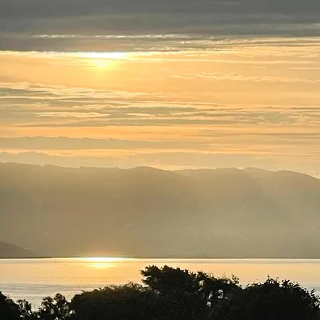 Apartment Gavriil Corfu - Seaview Getaway *